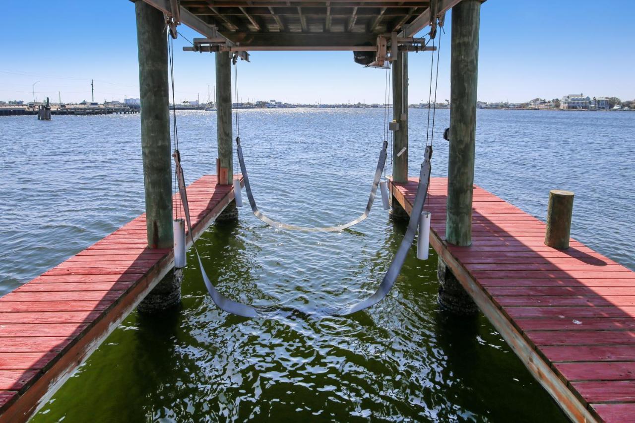 Pool Days And Dock Nights Villa Galveston Buitenkant foto